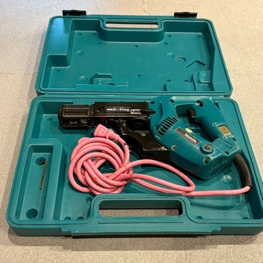 makita マキタ オートパックスクリュードライバ 6836 (さんさ) 青山の