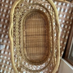 ベビーベッド 籐ゆりかごの画像