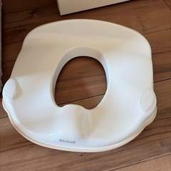 リッチェル　トイトレグッズを譲ります。の画像