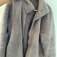 UNIQLOレディースLジャンパーの画像