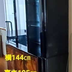 【お引き渡し先決まりました】イタリア製リビングボードの画像