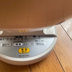 アイリスオーヤマ　サーキュレーター　(箱リモコン付き)の画像