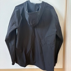 PUMA  パーカー　ブラックの画像