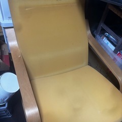 急募　本日、明日無料！！２つセット　椅子　の画像