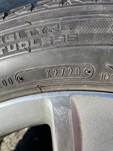 225/55R18スタッドレス