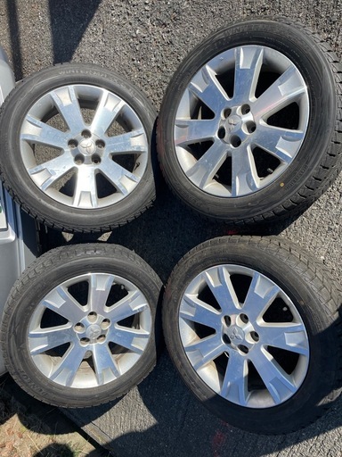 225/55R18スタッドレス