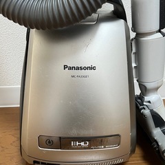 Panasonic MC-PA33GE1-N 紙パック式掃除機 2013年製の画像
