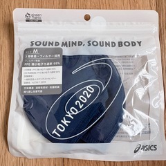  【新品・未開封】東京2020 オリンピック公式 ASICS ポロシャツ／ブルー Sサイズ　フィールドキャストユニフォームの画像