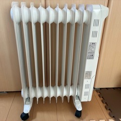 【美品/動作良好】IRIS OHYAMA オイルヒーター POH-1210KS-W 8畳対応 冬家電の画像