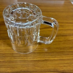 ガラスジョッキ　5点セット　中古のグラスでおしゃれに乾杯の画像