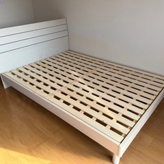 ニトリ　ダブルベッドの画像