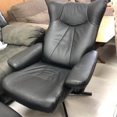 ⭐️リクライニングパーソナルチェアNシールドオットマン付⭐️の画像