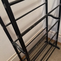 シューズラック　靴収納　組み立て式　黒　軽量　簡易の画像