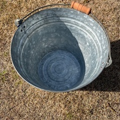 お話中ブリキバケツ14リットル　3つの画像