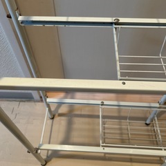 スリムラック白の画像