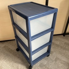 キャスター付 収納ケース 3段①の画像