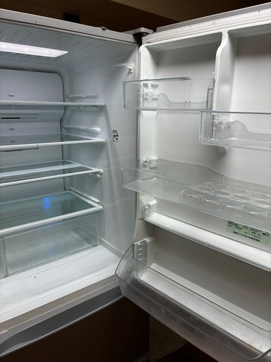 冷蔵庫や洗濯機せんたくき