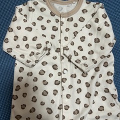 ヒョウ柄ロンパース　3点セットの画像