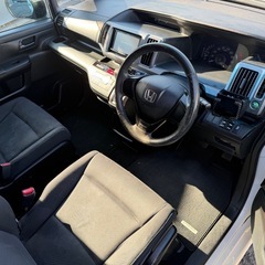 🉐【支払い総額33万円】車検令和9年6月10日H22年式 ステップワゴン　フローリングフロア　ナビBluetooth ETC 両側パワスラ　タイミングチェーンPW 調子良好 乗って帰れる！の画像