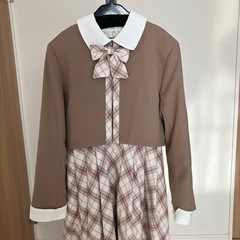 ⭐︎値下げしました⭐︎ 【165】卒業式　ワンピースの画像