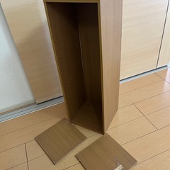 【０円】DIY・素材用／壊れた棚／板外れありの画像
