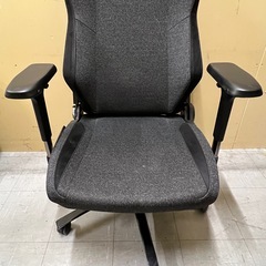 【トレファク神戸南店】SECRET LABゲーミングチェア（カバー欠品）【取りに来られる方限定】の画像