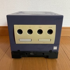 ニンテンドー ゲームキューブ ゲームボーイプレーヤー付きの画像