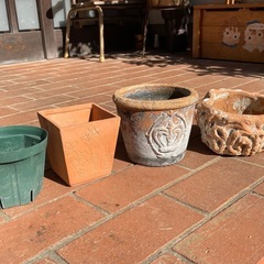 4.5〜6号　テラコッタ鉢　3点の画像