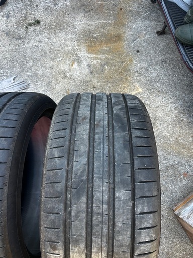 ファルケンFK520 275/35r19
