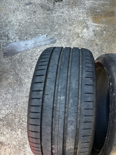 ファルケンFK520 275/35r19
