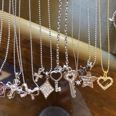 お譲り先決定！カジュアルネックレスとブレスレットセットの画像