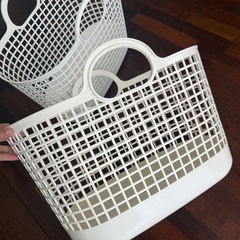 ニトリ　片手で持てるバスケット(スリム)
 の画像