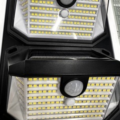 市内引取　
ソーラーライト 屋外 階段 センサーライト2200mAh大容量の画像