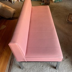 昭和レトロなアンティークベンチの画像