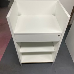 【お店におすすめ‼️】アールエフヤマカワ　レジカウンター　ホワイト　美品の画像