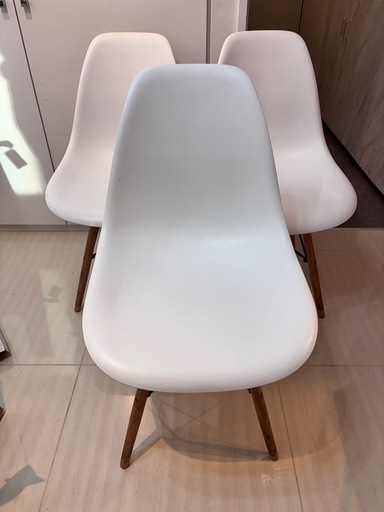 チェア5脚 (Lily31) 南新宿の椅子《チェア》の中古あげます・譲ります