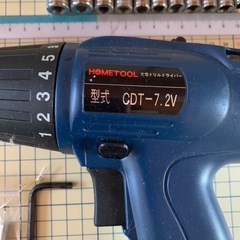 充電ドリルドライバー+工具の画像