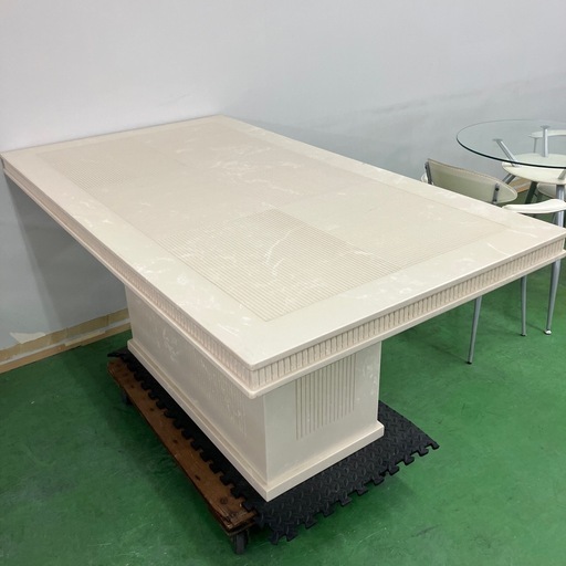 【高級品/極美品】大理石ダイニングテーブル　机　ゴージャス　高級感　デスク