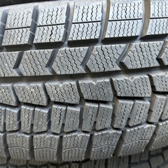 スタッドレスタイヤ　185/65R15　の画像