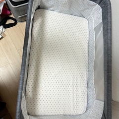 ベビーベッド(無料)の画像