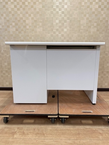 ◆中古◆格安◆ナイキ◆片袖デスク◆オフィス◆事務所◆片袖机◆事務机◆引き出し付◆鍵付き