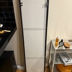 【取引中】
IKEA ミラー　NISSEDAL ブラックの画像