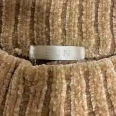 ケーブルニットセーター Fサイズ ブラウンの画像