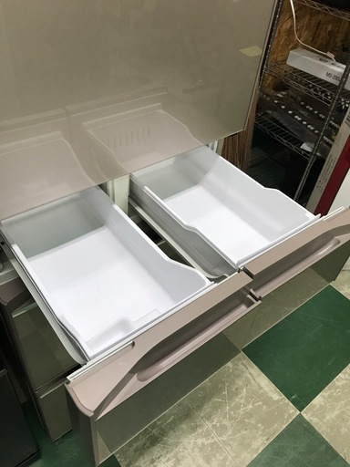ジャングルジャングル貝塚店　冷蔵庫　ヒタチ　右開き　間冷式　ファン式　470L  自動製氷　特鮮氷温ルーム　5ドア　強化処理ガラスドア