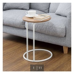 サイドテーブルの画像