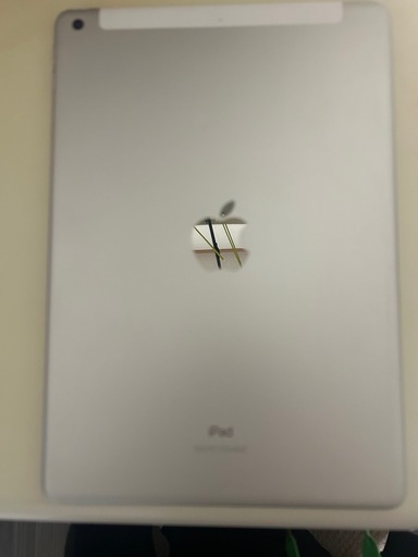 iPad 第７世代　10.2インチ　32GB SIMフリー