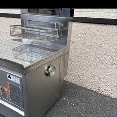 tanico NB-TCFL-C4045Gタニコー 業務用 卓上 ガスフライヤーLPガス (2013年製)の画像