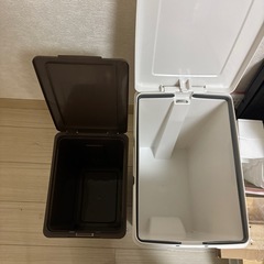 早めの取引希望！！ゴミ箱の画像