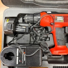 BLACK & DECKER 9.6V ドリルセットの画像
