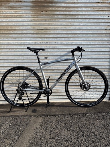 美品　ARAYA 　クロスバイク　ディスク 本日平針引取　中古　自転車 アラヤクロスバイク油圧ディスク (アオ) 竹橋のクロスバイクの中古